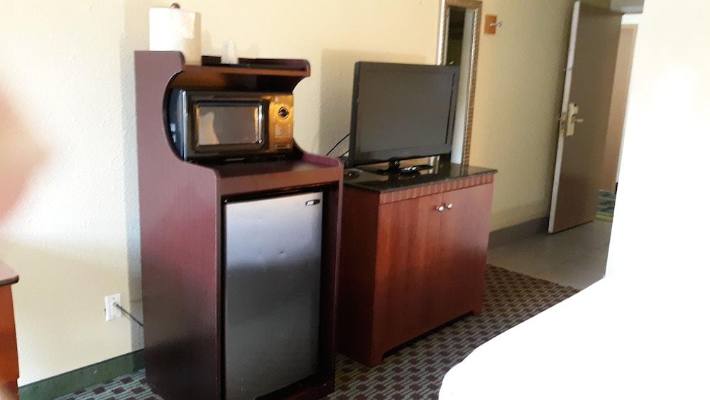 Baymont By Wyndham Williamsburg Hotel Luaran gambar